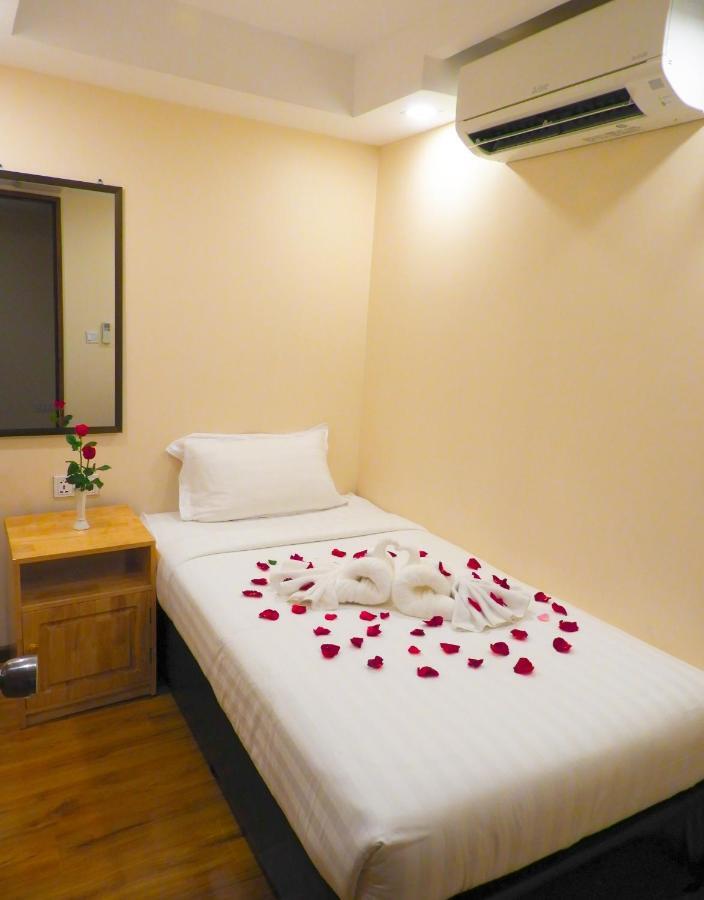 Backpacker Hostel (Adults Only) Yangon Eksteriør bilde