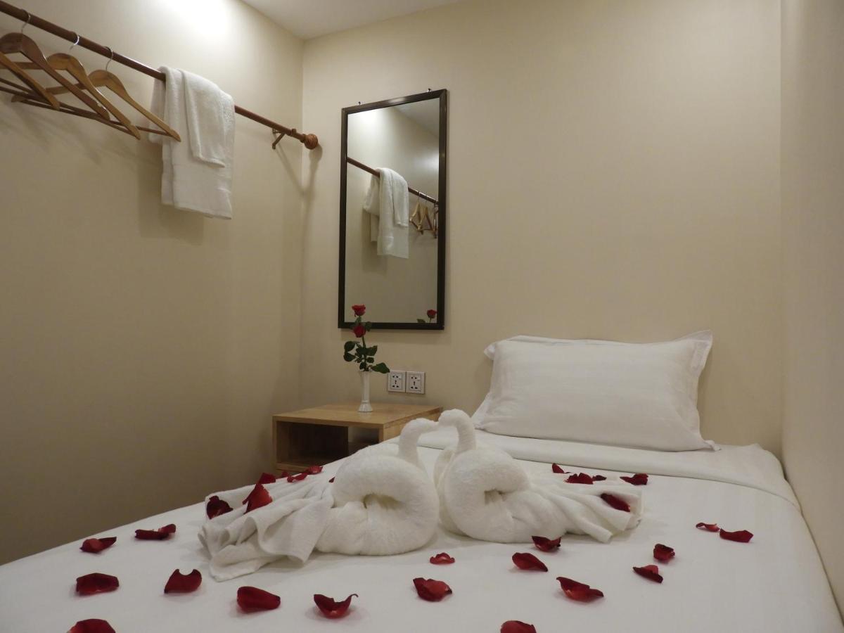 Backpacker Hostel (Adults Only) Yangon Eksteriør bilde